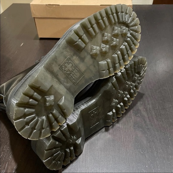 Dr Martens Molly Black Buttero Leather - Picture 4 of 6